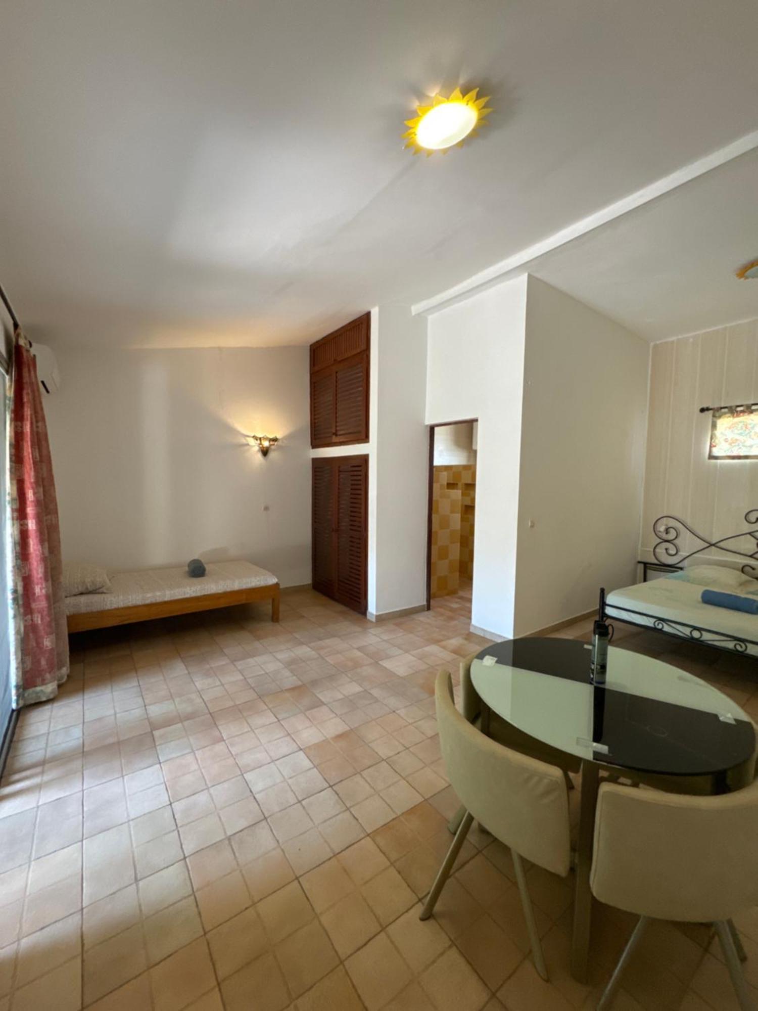 Kayzen House Hotel Ngaparou Kültér fotó